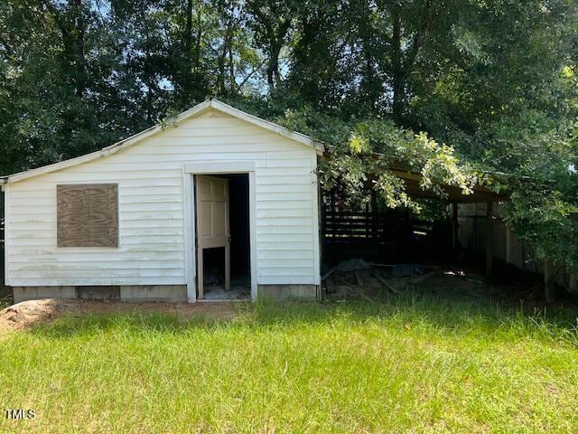 702 W Main St, Benson, NC 27504 - photo 22