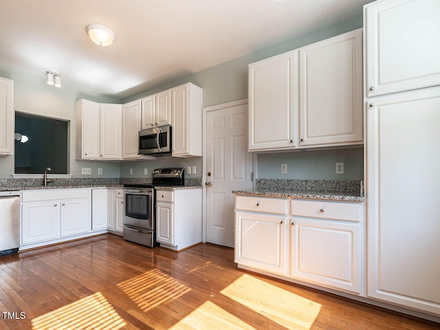 220 Vinca Cir, Cary, NC 27513 - photo 7