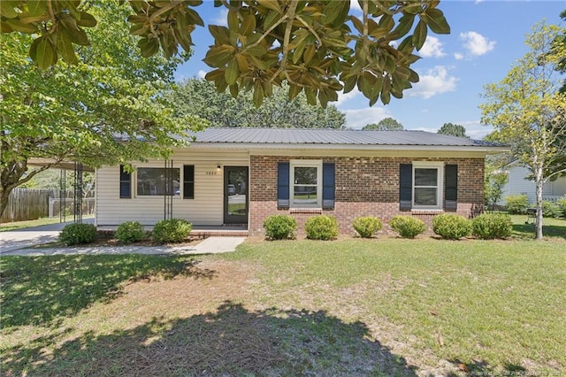 3660 Metric Dr, Hope Mills, NC 28348 - photo 1