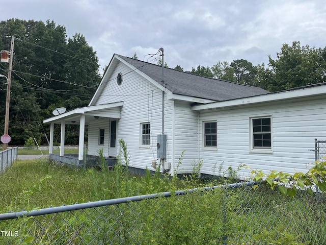 401 E Railroad St, Robersonville, NC 27871 - photo 1