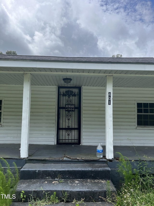 401 E Railroad St, Robersonville, NC 27871 - photo 9