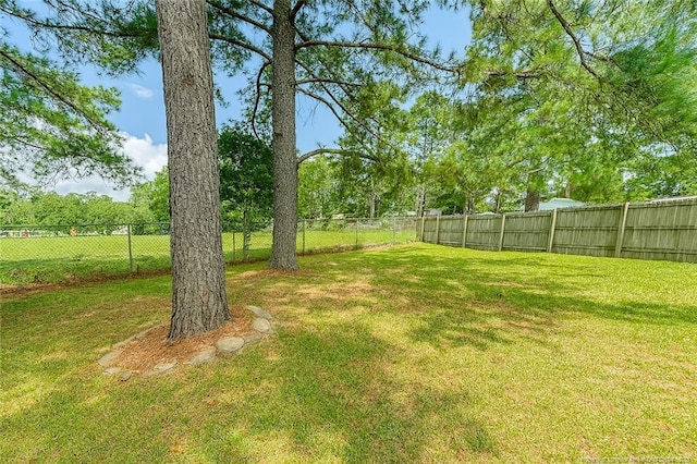 1713 Veanna Dr, Fayetteville, NC 28301 - photo 13