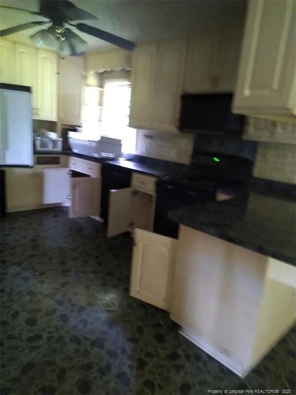 88 Holcomb Rd, Rowland, NC 28383 - photo 20
