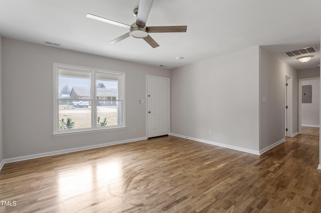 4332 Falls Dr, Hope Mills, NC 28348 - photo 4