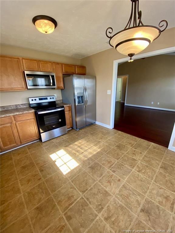1454 Mingary Ave, Fayetteville, NC 28306 - photo 5