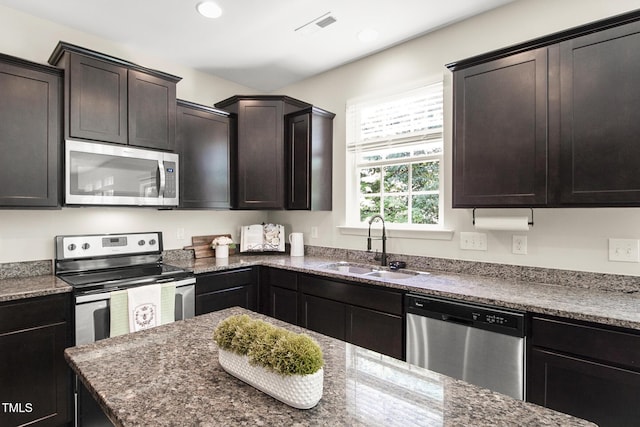 118 Hemlock Green Ln, Clayton, NC 27527 - photo 10