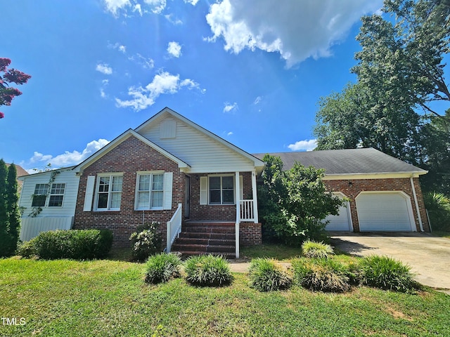 109 Oak St, Pine Level, NC 27568 - photo 1