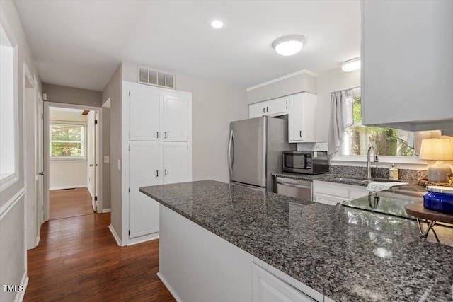 6104 Ballou Ct, Raleigh, NC 27609 - photo 11