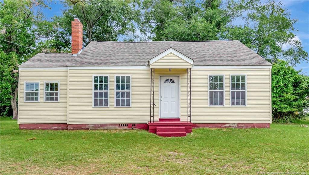 1209 E 6th St, Lumberton, NC 28358 - photo 1