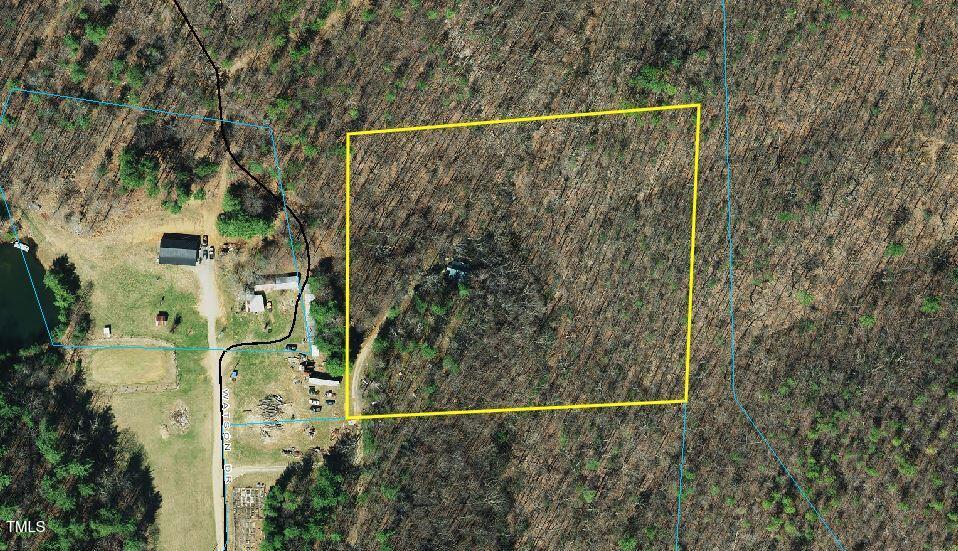 662 Watson Dr, Lenoir, NC 28645 - photo 3