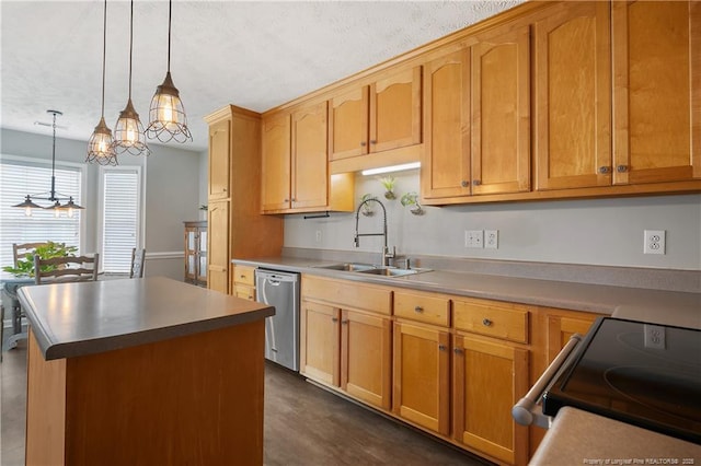 3935 Dickens Ave, Hope Mills, NC 28348 - photo 15
