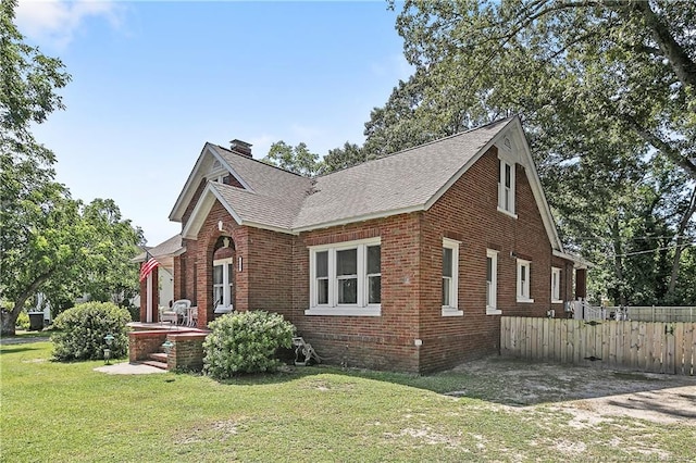 115 W Prospect Ave, Raeford, NC 28376 - photo 2