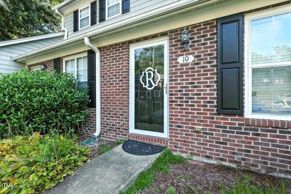 10 Hartford Ct, Durham, NC 27707 - photo 3
