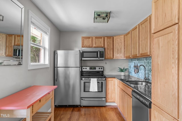 2509 Fitzgerald Dr, Raleigh, NC 27610 - photo 10