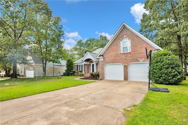 1199 Hunters Trl, Hope Mills, NC 28348 - photo 2