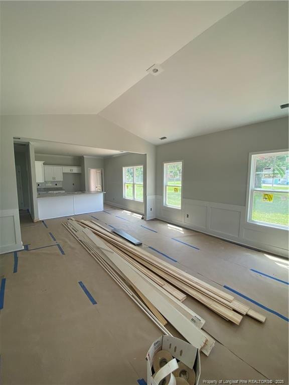 410 Maple St, Roseboro, NC 28382 - photo 2