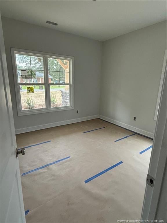 410 Maple St, Roseboro, NC 28382 - photo 8