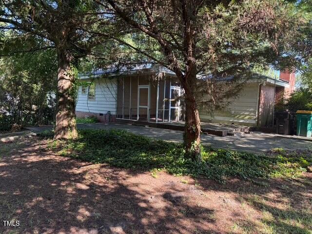 135 W Stewart St, Coats, NC 27521 - photo 3