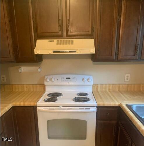 228 Adams St, Cary, NC 27513 - photo 2