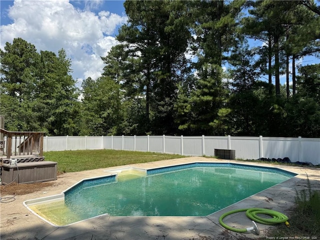 912 Lewis St, Raeford, NC 28376 - photo 7