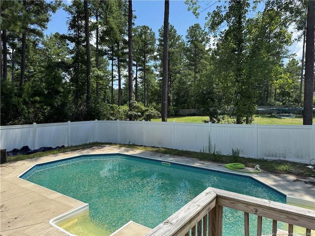 912 Lewis St, Raeford, NC 28376 - photo 8