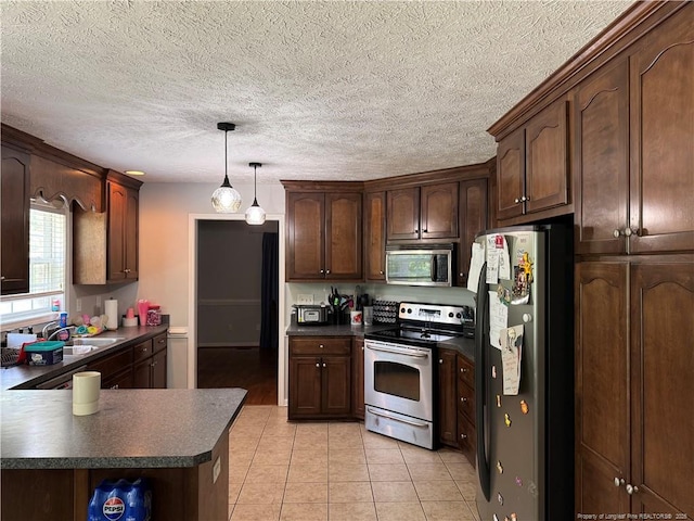 912 Lewis St, Raeford, NC 28376 - photo 26