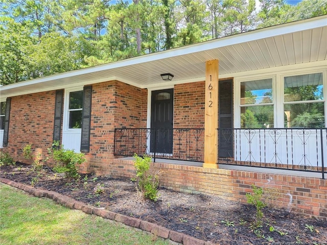 1612 Rogers Dr, Fayetteville, NC 28303 - photo 2