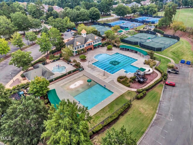 9109 Club Hill Dr, Raleigh, NC 27617 - photo 52