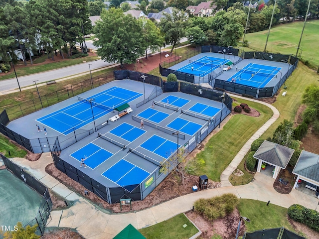 9109 Club Hill Dr, Raleigh, NC 27617 - photo 53