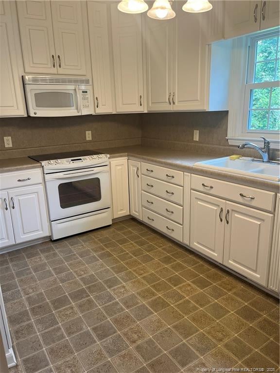 803 Peach St, Rowland, NC 28383 - photo 11