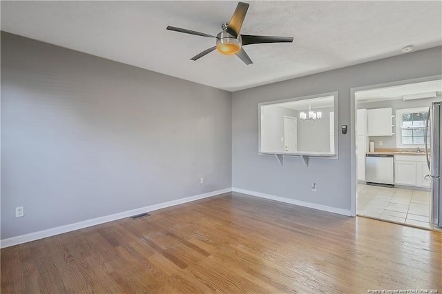 2935 Peacock St, Hope Mills, NC 28348 - photo 4