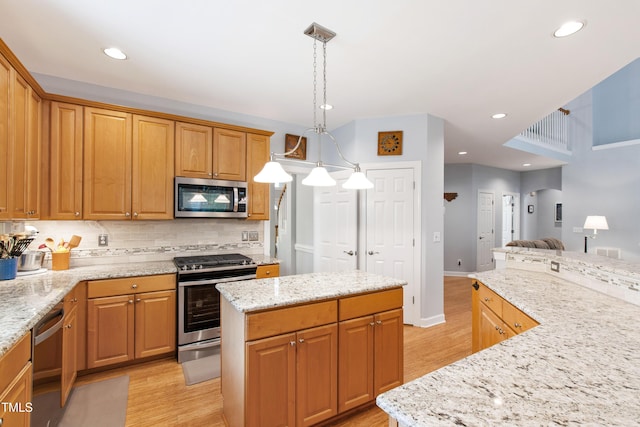 114 Sir Walker Ln, Cary, NC 27519 - photo 5