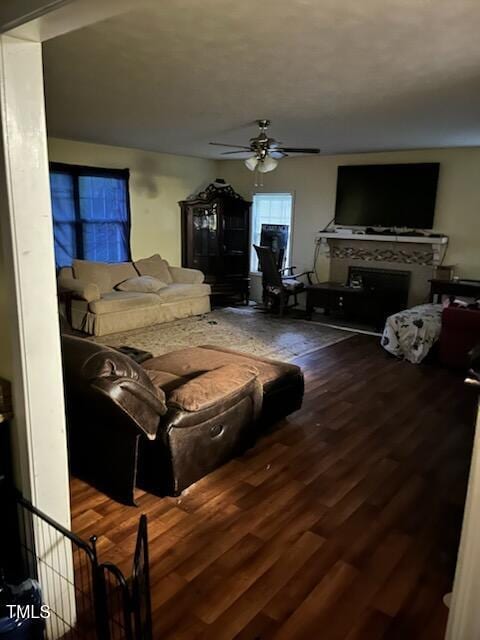 5420 Shipman Rd, Hope Mills, NC 28348 - photo 2