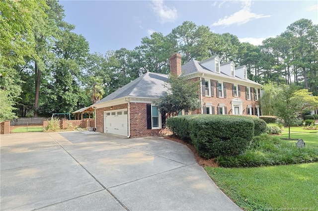 217 Rivenoak Dr, Fayetteville, NC 28303 - photo 33
