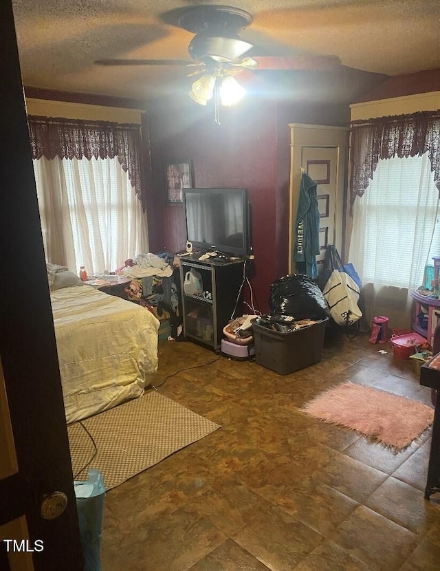 229 Bond St, Enfield, NC 27823 - photo 9