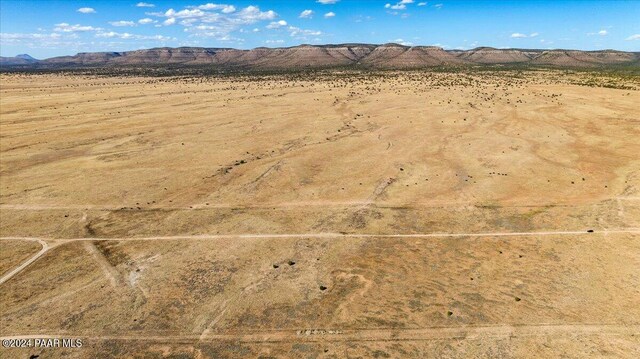 3420 W Limestone Dr, Paulden, AZ 86334