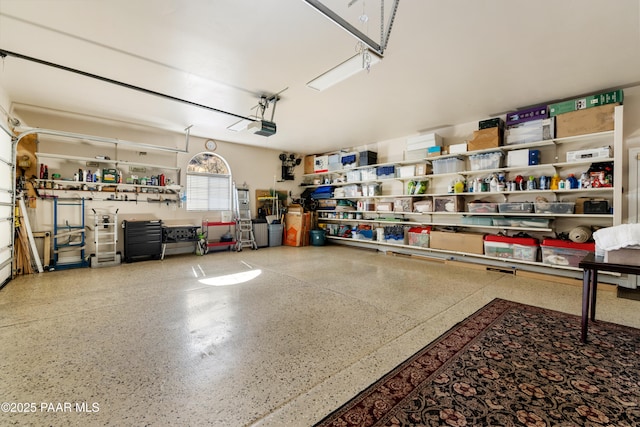 791 N Creekside Dr, Prescott, AZ 86303 - garage featuring a garage door opener
