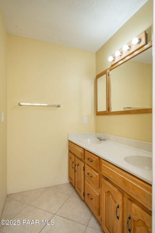 439 Foxfire Ln, Prescott, AZ 86301 - full bath featuring double vanity and tile patterned flooring