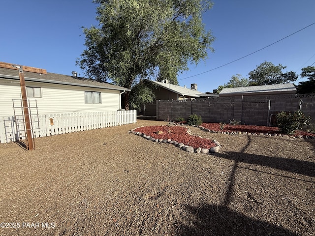 8470 E Sommer Dr, Prescott Valley, AZ 86314 - view of fenced backyard