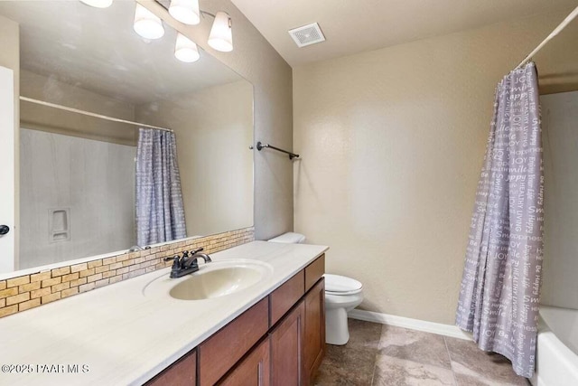 full bathroom with baseboards, visible vents, decorative backsplash, toilet, and vanity