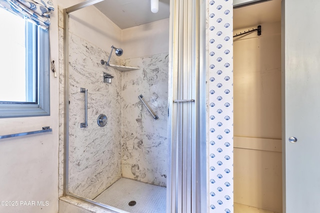 769 Cherokee Rd, Prescott, AZ 86303 - full bathroom featuring a shower stall