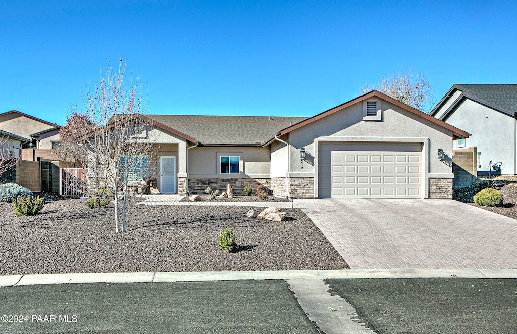 view of front of home featuring a garage