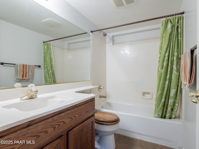 5700 N Concho Dr, Prescott Valley, AZ 86314 - full bath featuring shower / tub combo, vanity, toilet, and tile patterned flooring