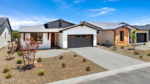 view of front of house featuring a garage