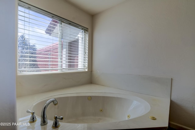 9100 E Lonesome Valley Rd, Prescott Valley, AZ 86315 - full bathroom featuring a whirlpool tub