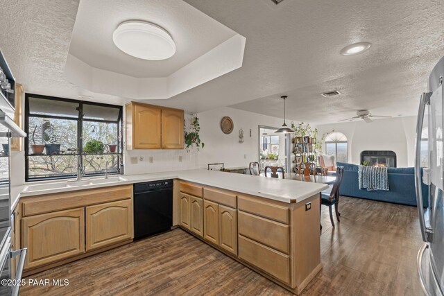 969 S Saguaro Dr, Wickenburg, AZ 85390 - kitchen featuring dishwasher, a textured ceiling, a peninsula, dark wood finished floors, and a ceiling fan