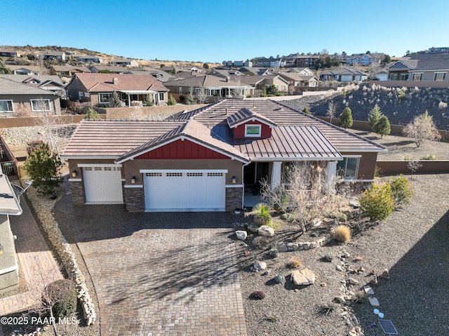 view of front of house featuring a garage