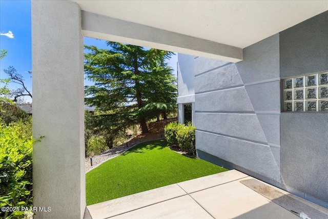 1369 Sierry Peaks Dr, Prescott, AZ 86305 - view of yard featuring a patio