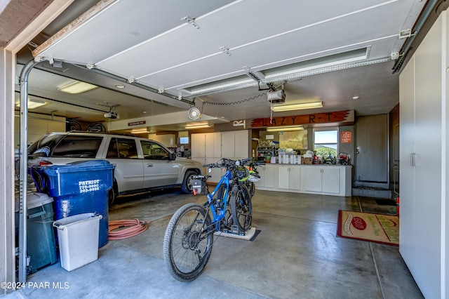 1301 S Manzanita Hill Rd, Prescott, AZ 86303 - garage with a garage door opener