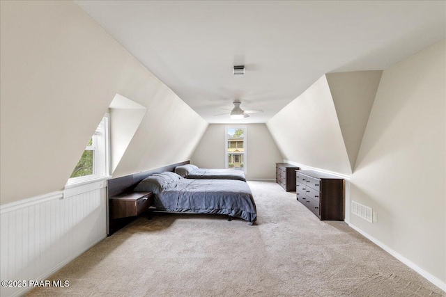 122 N Willow St, Prescott, AZ 86305 - carpeted bedroom featuring a ceiling fan and vaulted ceiling